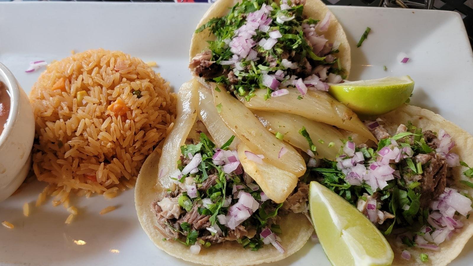 Heading⁤ 1: ⁢Unraveling‌ the Rich History and Tradition ‌of Birria ⁢Tacos